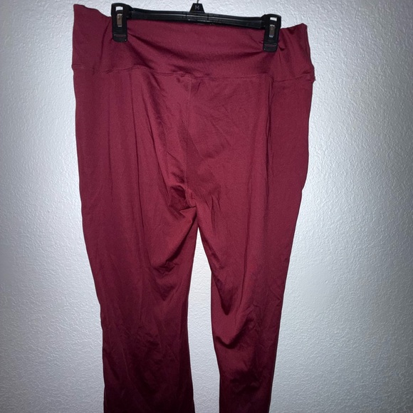 Compression Legging - Picture 2 of 3